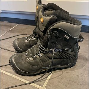 Merrell Continum Women’s Hiking Boots